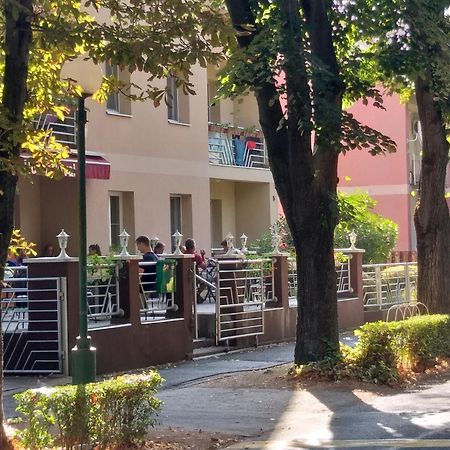 Hotel Pavai Hajdúszoboszló Exterior foto