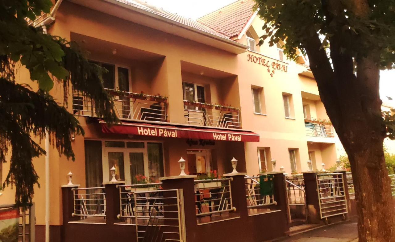 Hotel Pavai Hajdúszoboszló Exterior foto